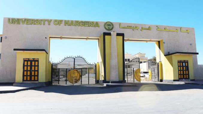 université